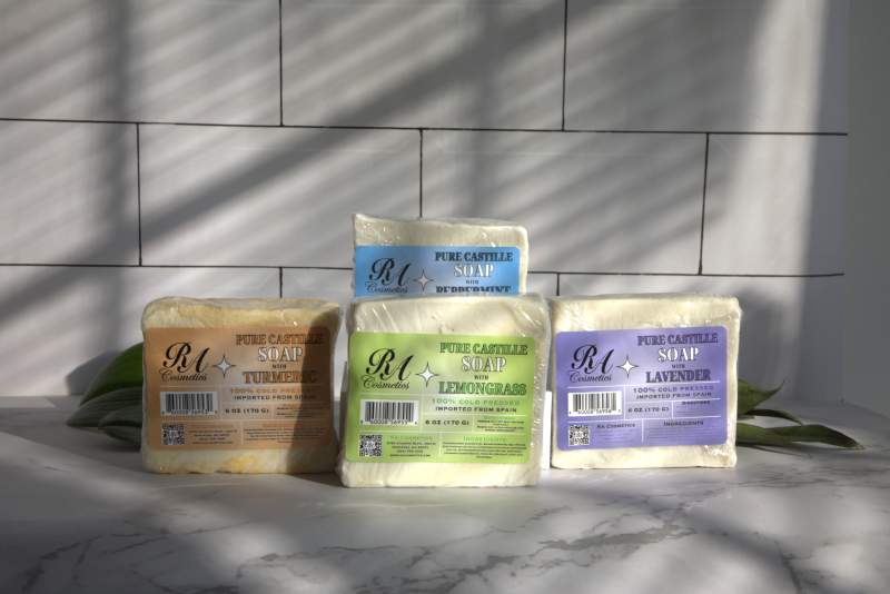 Pure Castille Soap Bar w/ Turmeric